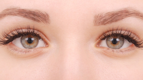 做完雙眼皮怎么消腫？一般有哪些注意事項？