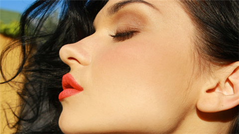 真皮隆鼻可以保持一輩子嗎？手術(shù)大概需要多少錢？