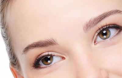 開內(nèi)眼角的恢復(fù)期要多久？哺乳期可以做雙眼皮開眼角嗎？