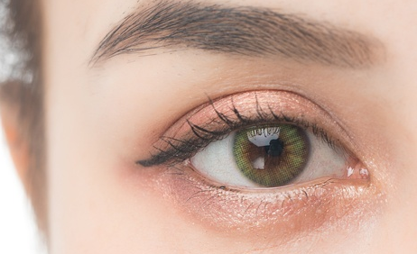 開內(nèi)眼角疤痕會(huì)消失嗎？