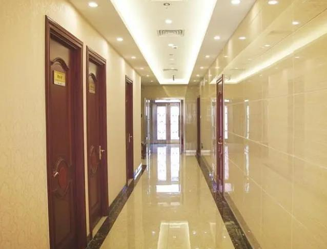 鄭州柏麗芙醫(yī)療美容門診部_走廊