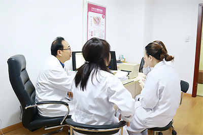 鄭州超芳整形美容醫(yī)院_醫(yī)生團(tuán)隊(duì)