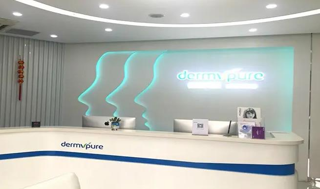 鄭東德?tīng)柮揽网P凰醫(yī)療美容門(mén)診部_前臺(tái)