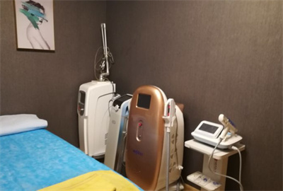 鎮(zhèn)江汪有國(guó)整形美容醫(yī)院_治療室