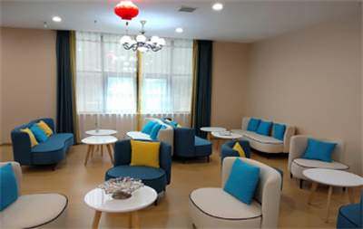 肇慶柏悅醫(yī)療美容門診部_休息室