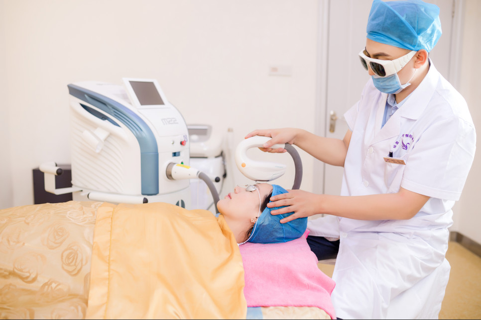 肇慶菩顏醫(yī)療美容診所_皮膚進(jìn)行中