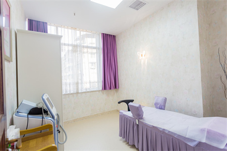 長(zhǎng)沙星醫(yī)美醫(yī)學(xué)美容醫(yī)院_治療室