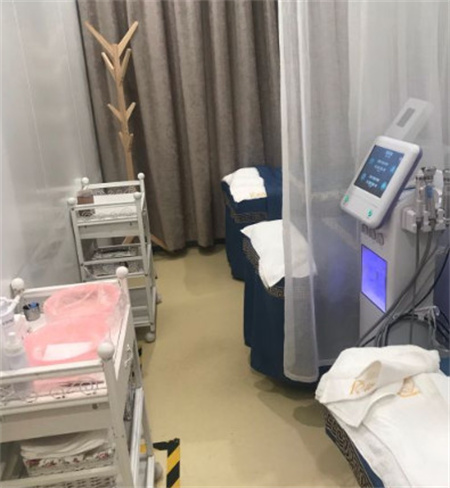 溫州愛(ài)尚玉熙醫(yī)療美容醫(yī)院_治療室