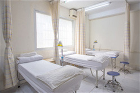 南陽(yáng)市第三人民醫(yī)院整形美容科_病房