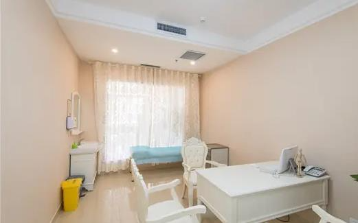 德州百佳婦嬰醫(yī)院美容科_咨詢室