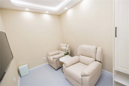 大連親和植發(fā)醫(yī)院_休息室