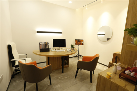 阜陽斯?fàn)柮狼傖t(yī)療美容門診部