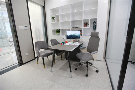 廣州中家醫(yī)口腔醫(yī)院_問(wèn)診室