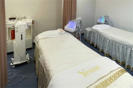 杭州藝星醫(yī)療美容醫(yī)院_治療室