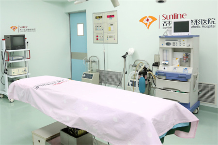 沈陽杏林整形美容醫(yī)院_手術(shù)室