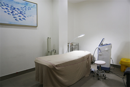 石家莊瑞貝爾醫(yī)療美容門診部_治療室