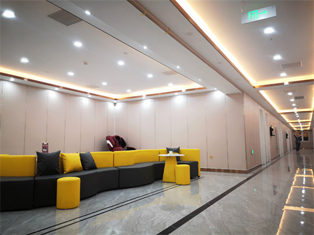 天津惟拉亞太醫(yī)療美容醫(yī)院_休息區(qū)