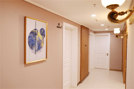 天津惟拉亞太醫(yī)療美容醫(yī)院_咨詢室