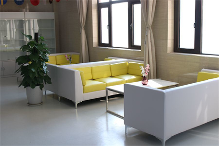 天津津樂口腔醫(yī)院_休息區(qū)