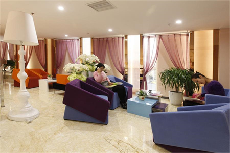 淄博美聯(lián)臣醫(yī)療美容醫(yī)院_休息區(qū)