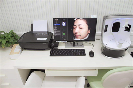 長春京典醫(yī)療美容門診部_皮膚檢測