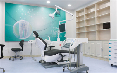長(zhǎng)春華植口腔門(mén)診部_治療室