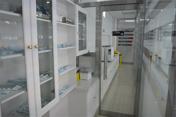 張家口冠玉口腔門診部_無菌室