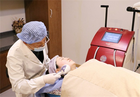 煙臺(tái)綠葉愛麗美醫(yī)療美容門診部