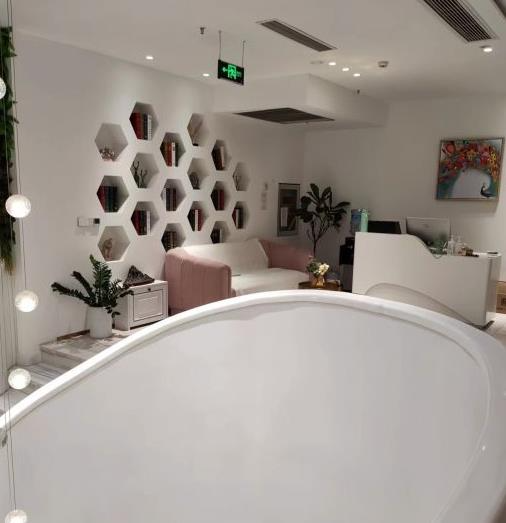 徐州予美醫(yī)療美容診所_醫(yī)院二樓