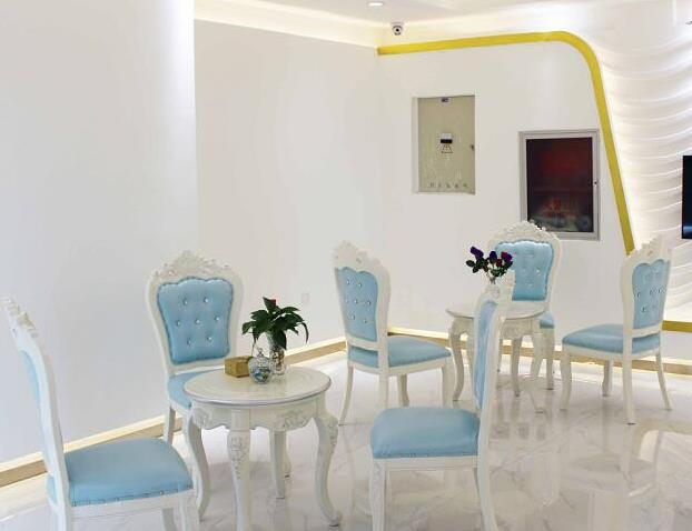 邢臺(tái)李學(xué)英醫(yī)療美容診所_休息區(qū)