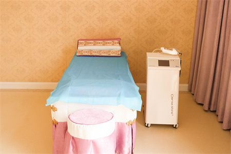 新疆劉暢美容整形門診部