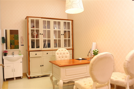 蕭山青琴醫(yī)療美容診所_咨詢室