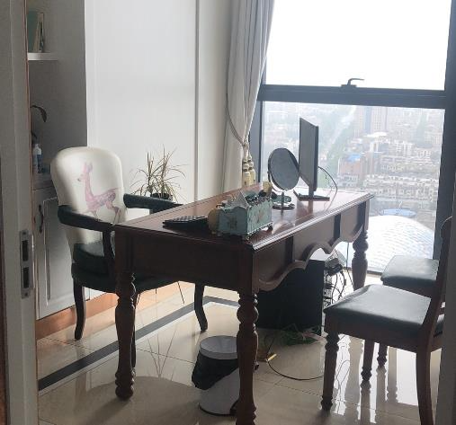 湘潭艾婭莉醫(yī)療美容門診部_咨詢室