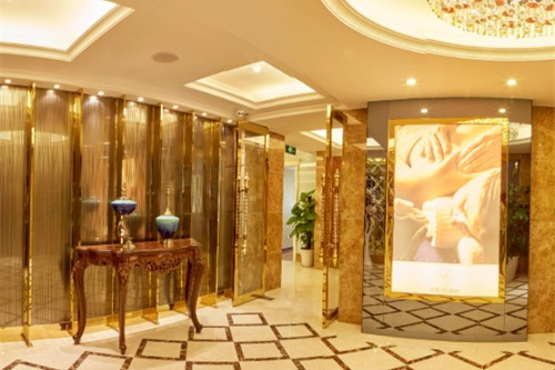 成都大華醫(yī)學(xué)美容醫(yī)院_大廳