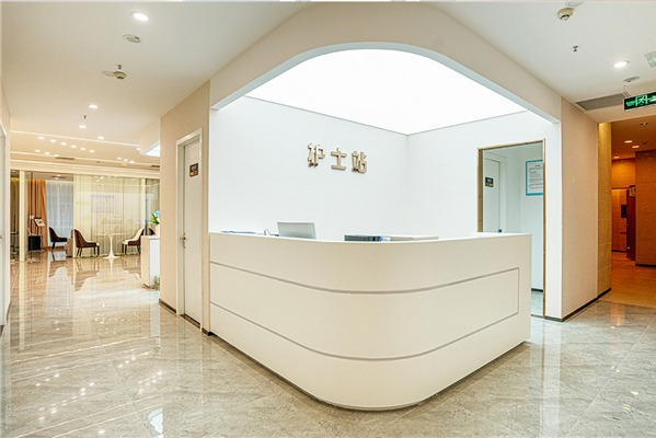 成都美辰星耀醫(yī)療美容門診部_護(hù)士站