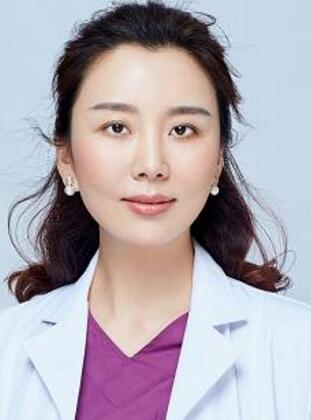 王芳.jpg 王芳.jpg