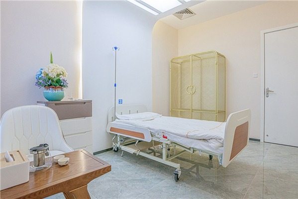 成都熙美本色醫(yī)療美容門診部_病房