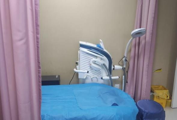 西安天宇醫(yī)療美容診所_皮膚治療室