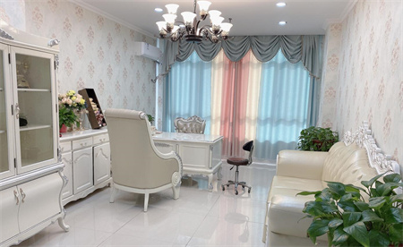 西安茹寶琴醫(yī)療美容診所_咨詢室