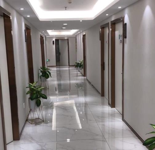 西安索米奧醫(yī)療美容門(mén)診部_走廊