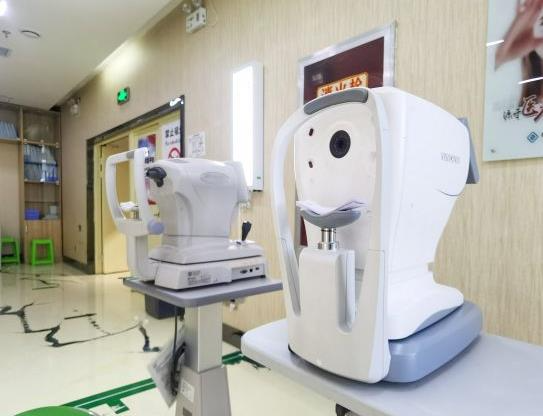 西安海翔眼科醫(yī)院_檢測儀器