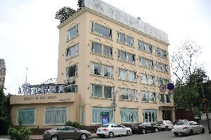 成都正好醫(yī)學美容門診部_大樓