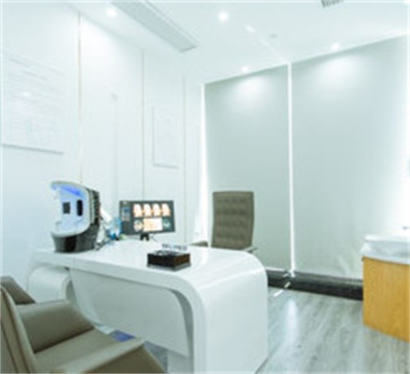 西安高嵐醫(yī)療美容診所_咨詢室
