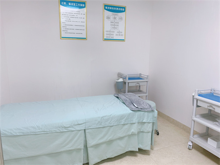 武漢中蘭醫(yī)療美容醫(yī)院_皮膚治療室