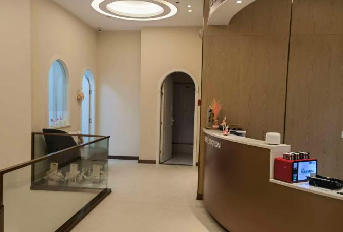 武漢仁束醫(yī)療美容門診部_走廊