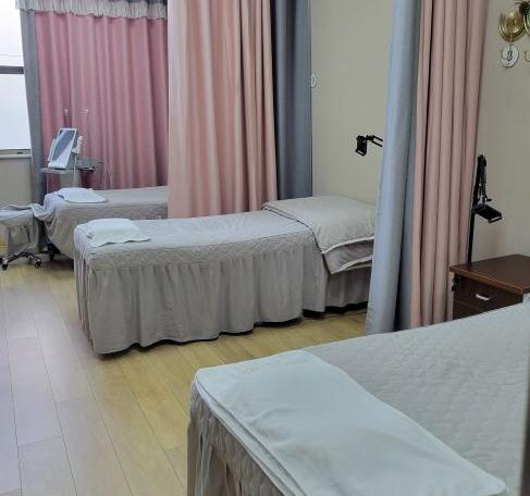 武漢匠歆天巧醫(yī)療美容門診部_皮膚治療室