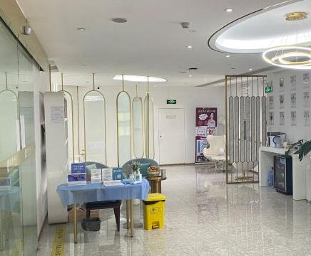 武漢萊恩醫(yī)療美容門診部_大廳