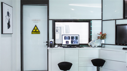 武漢朗歌口腔診所_ct室