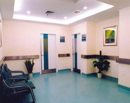 武漢濟和醫(yī)院眼科_等候區(qū)