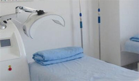 威海美神德?tīng)柮揽歪t(yī)療美容門(mén)診部_治療室